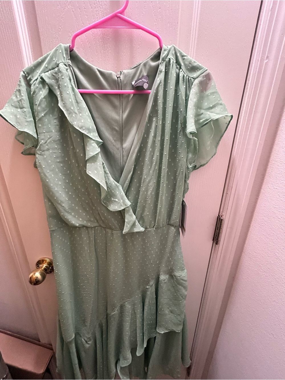 NWT Maison Tara Size 14 Sage Green Ruffle Midi Dress
